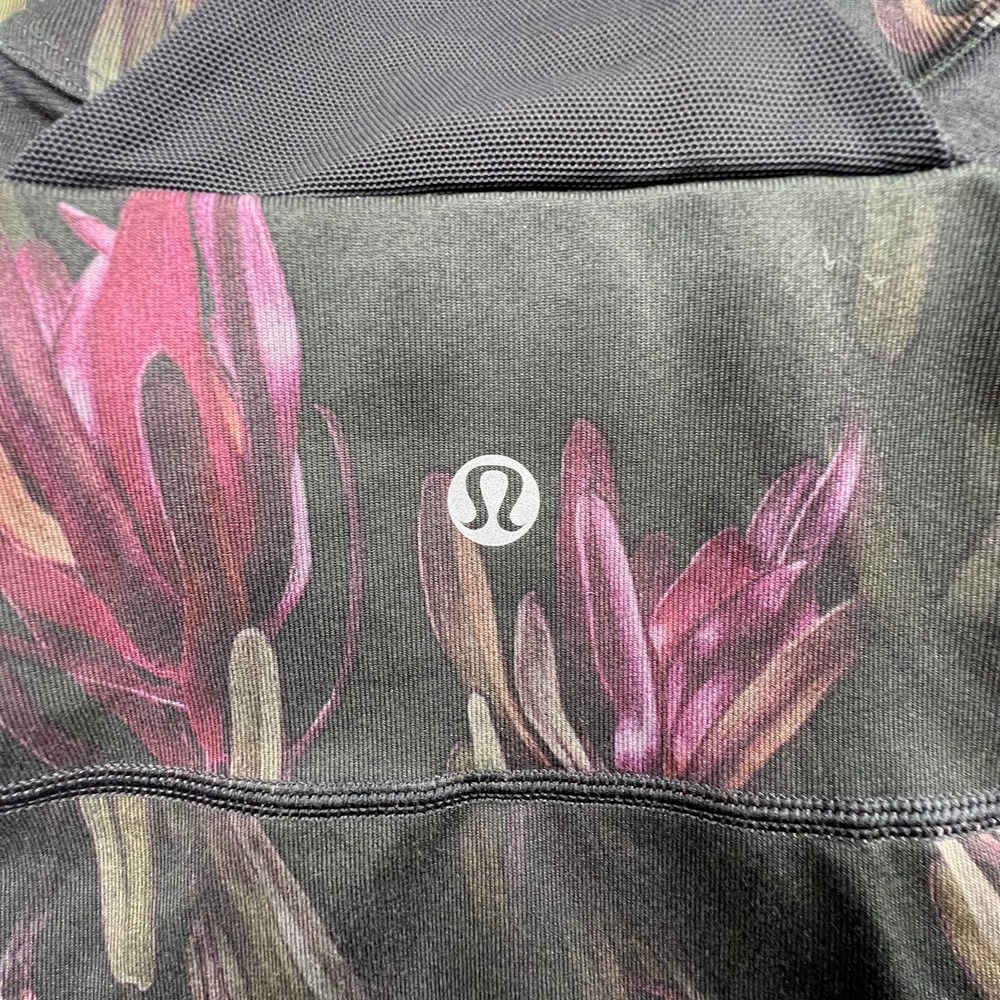 Lululemon Women's Midnight Iris Black Floral Scoop Neck Halter Tank Size 4 - Picture 4 of 4